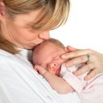 5 raisons de faire appel à une puéricultrice après la naissance de bébé